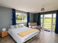 Seachange Annexe