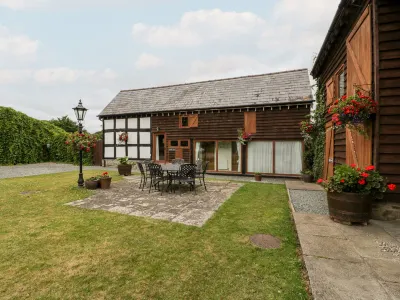 Stable End Hotel dekat Kington Museum