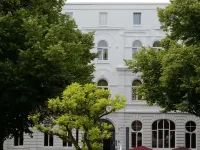 YoHo - the Young Hotel Отели рядом с достопримечательностью «Шанценпарк»
