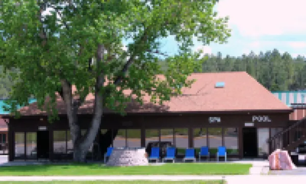 ชีฟ โมเต็ล