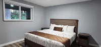Olympic Suites Inn - balcony