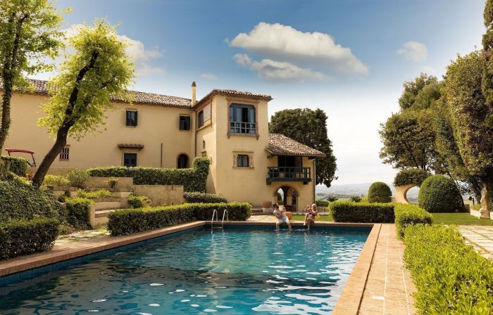La Loggia Historic Resort