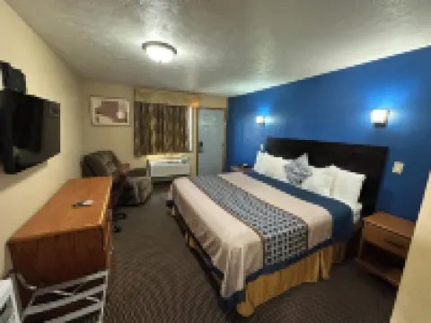 諾福克生態力士酒店 羅福酒店