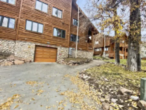 狼木小屋6號2臥室小屋 由RedAwning提供