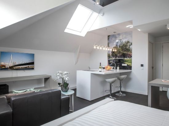 Maurits Apartments & Suites