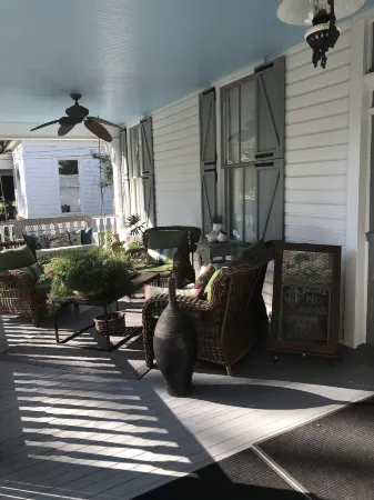 John Thomas Bed and Bath