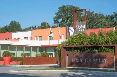 Hotel Cluentum Отели в г. Loro Piceno
