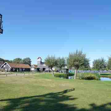 1 South Cottages Others