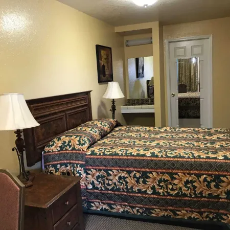 Hacienda Motel