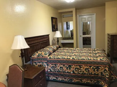Hacienda Motel Hotels in Escondido