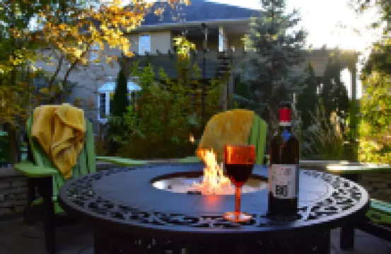 Explorer House Bed & Breakfast - Bed and Breakfasts