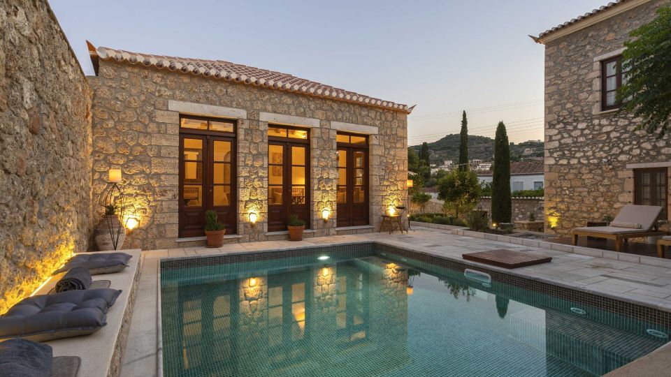Mare Monte Luxury Suites