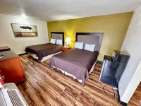 Regency Inn Iola Hotels in Iola