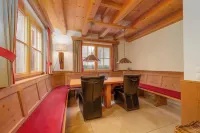 Avenida Panorama Chalet by Alpin Rentals Hotels in Piesendorf