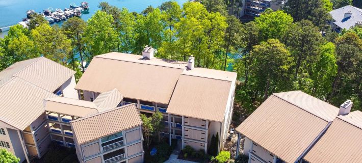 Lake Keowee Condo Resort Pools and Lake Access! Отели в г. Окони Каунти