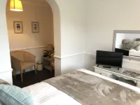 Beacon Country House & Luxury Shepherd Huts Hotels in Saint Agnes