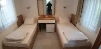 Lindos Pension