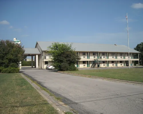 Bastrop Inn Hotels in Bastrop