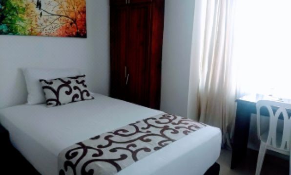 Hotel Cafe Plaza - Housity