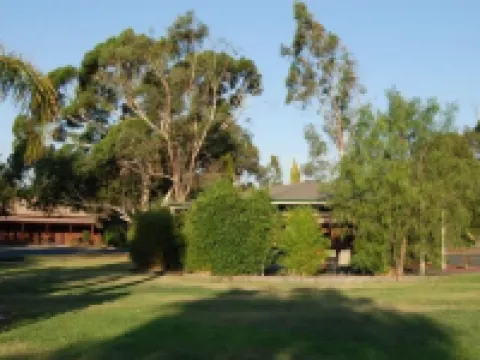 Sportslander Motor Inn Hoteles en Moama