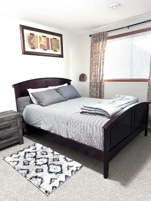 Cozy and Charming Amber Valley Haven in Fargo
