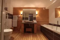 Hôtel Saint-Pierre Hotels in Verrieres-de-Joux