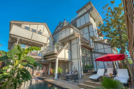 Houston Towers, Downtown Med Ctr, NRG, Adults Only Отели рядом с достопримечательностью «Lord of the Streets Episcopal Church»