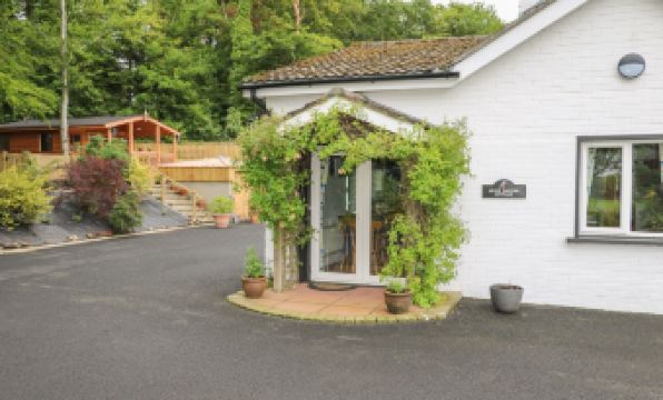 Quiet Waters Cottage