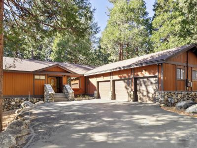 Lake Tahoe Family Home w/ Hot Tub & Game Room!