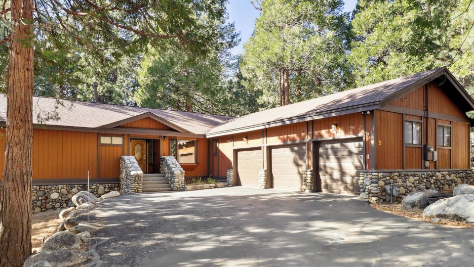 Lake Tahoe Family Home w/ Hot Tub & Game Room!