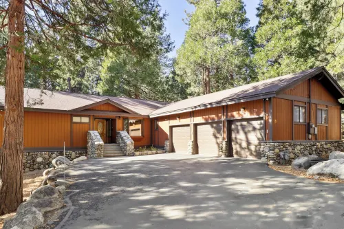 Lake Tahoe Family Home w/ Hot Tub & Game Room! - 스파