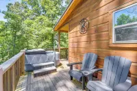 Private Hot Tub and EV Charger Cozy Murphy Cabin! - spa