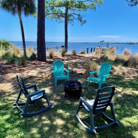 Ochlockonee Bay Waterfront Home 200 ft pier 1st floor over looking the bay