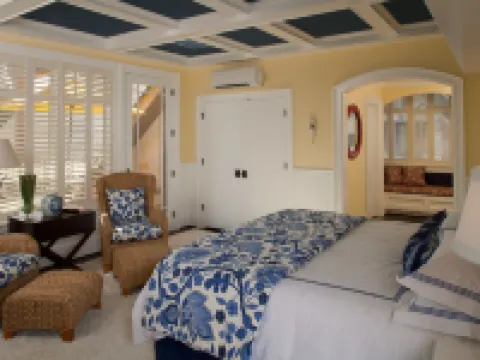 The Inn at Pleasant Beach Hotels in Kitsap County