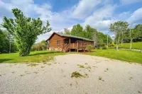 4 Mi to Grandfather Mtn! Family-Friendly Cabin - Homestays