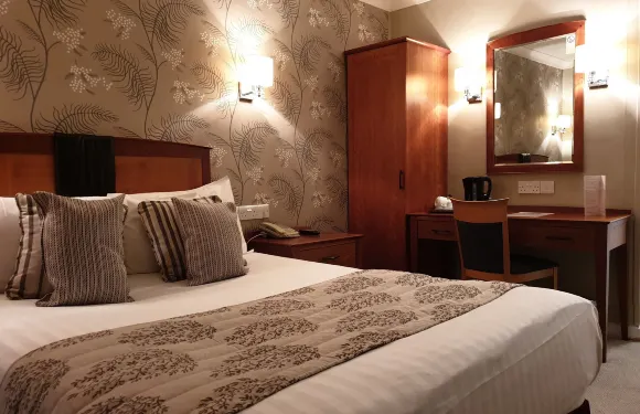 赫裏博恩紅獅酒店