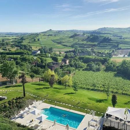 Villa Fontana Relais Suite & Spa Отели в г. Кастельнуово-Кальчеа