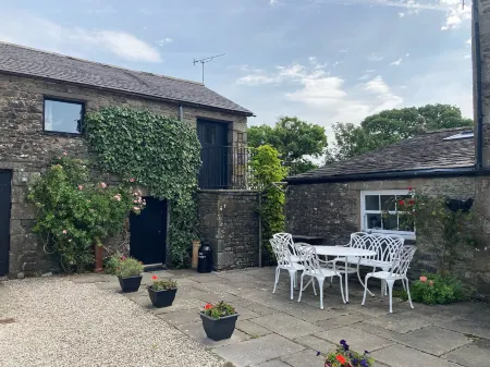 The Granary Отели рядом с достопримечательностью «Farfield Mill»