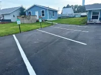 Pelican Motel - parking