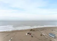 Duplex in Blankenberge Steps from Seafront - شاطئ