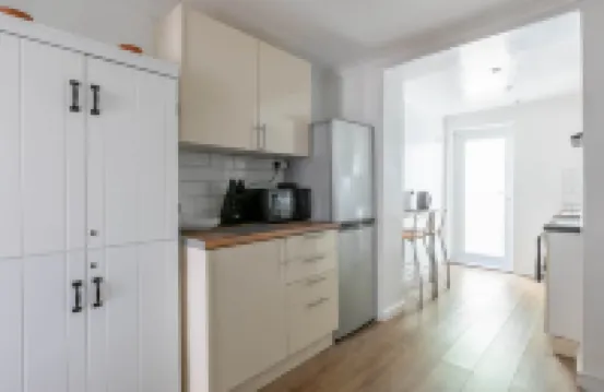 Stylish 2Bd Family Hideaway in Dover