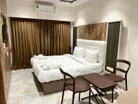The Grand Leela Resort Hôtels à : Khopoli