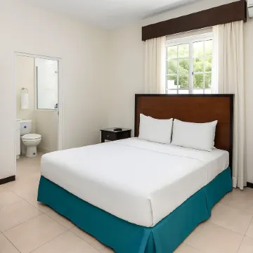 Shirley Retreat