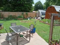 Cozy Hideaway in Town