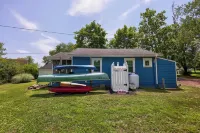 Waterfront cottage in historic Charlestown, Maryland