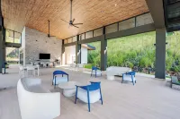 Experience luxury and tranquility at Caoba 5B