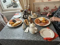 White Court Llandudno - breakfast