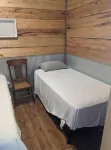 Cypress Cabin "Tiny house" Hotels in Fulton County