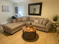 Lovely 1 bedroom unit with pool