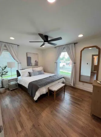 Adorable Newly remodeled Condo in Homewood AL Отели рядом с достопримечательностью «Университет Самфорд»